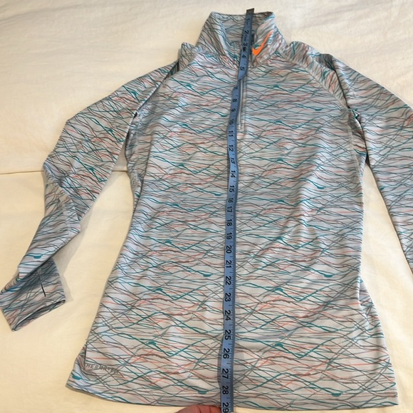 Nike pullover - Picture 4 of 5